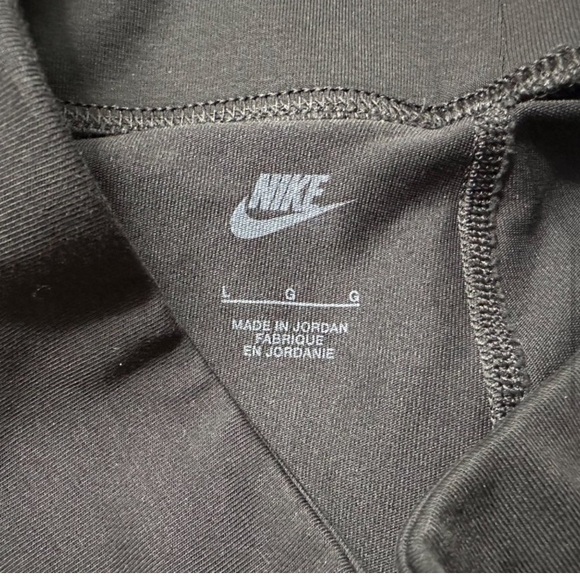 Nike Classics Women’s ❤️HIGH❤️Waisted Leggings - Picture 5 of 7